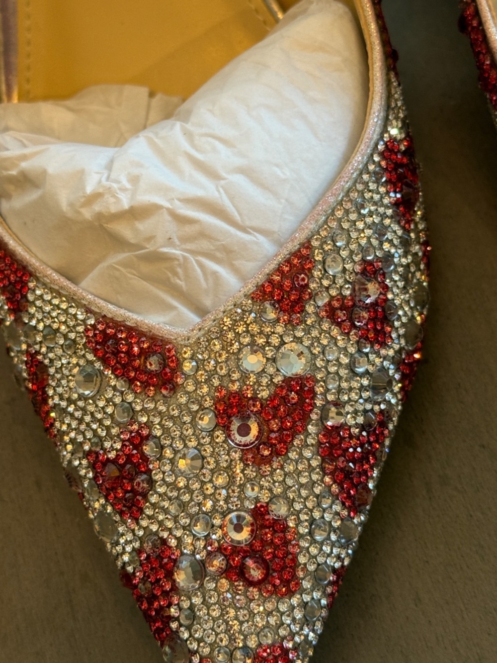 Betsey Johnson sling back heels pumps womens 9 rhinestone hearts Mya - Picture 7 of 12